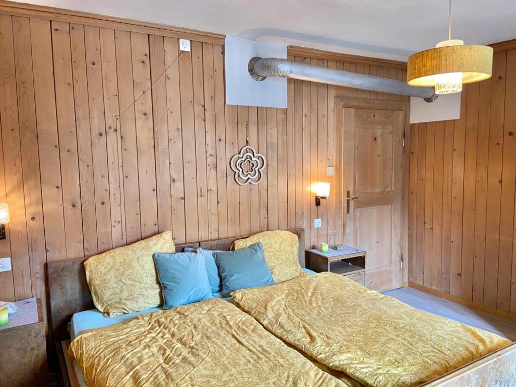 Chasa Sassalbo Bed & Breakfast Poschiavo Dış mekan fotoğraf